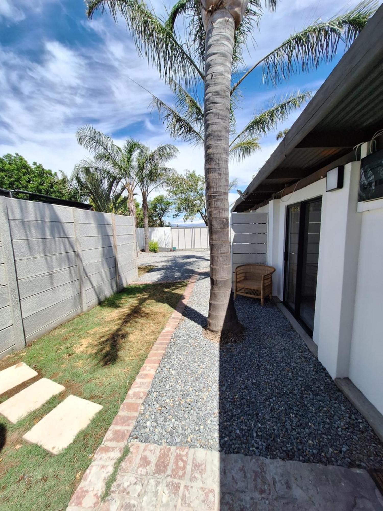 Little Miracle Apartment Worcester Bagian luar foto