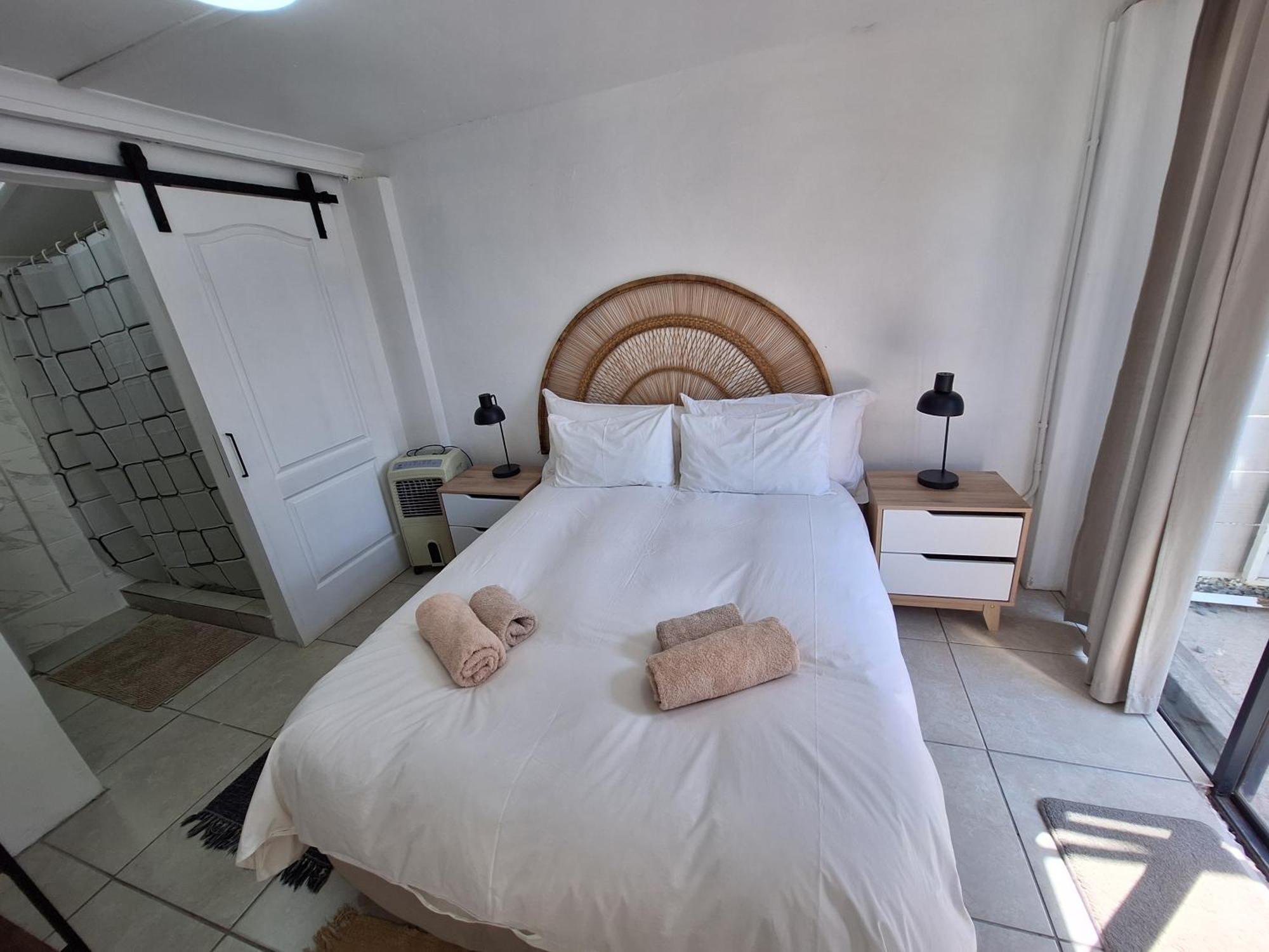 Little Miracle Apartment Worcester Bagian luar foto