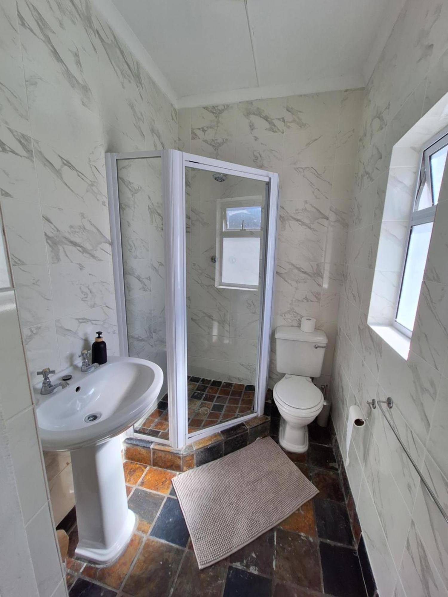 Little Miracle Apartment Worcester Bagian luar foto