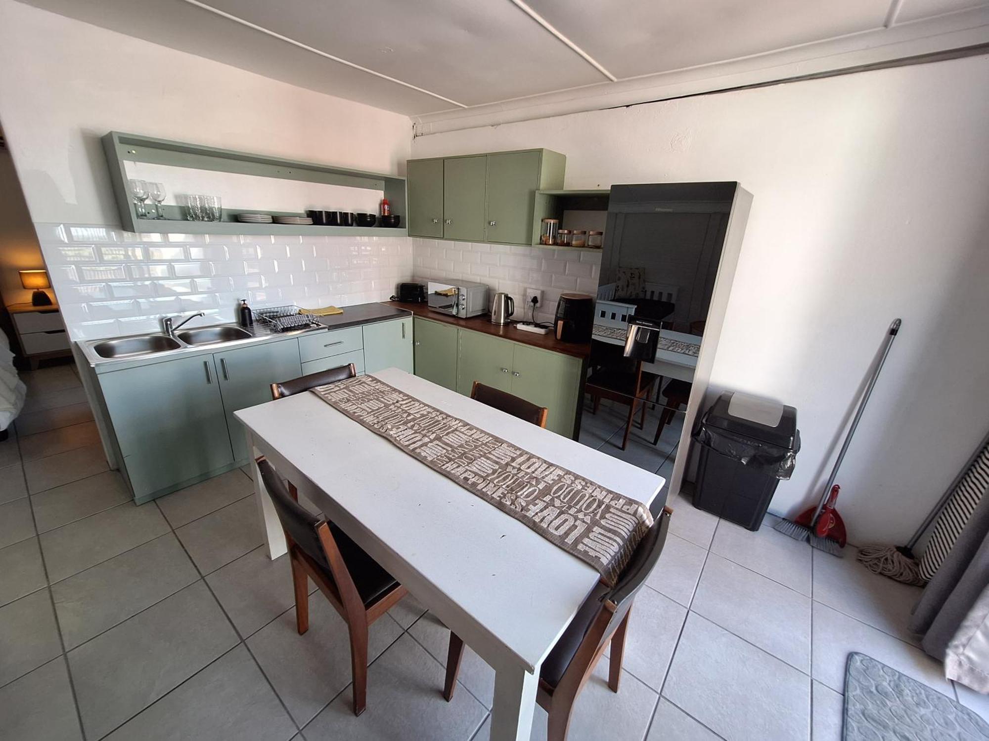 Little Miracle Apartment Worcester Bagian luar foto