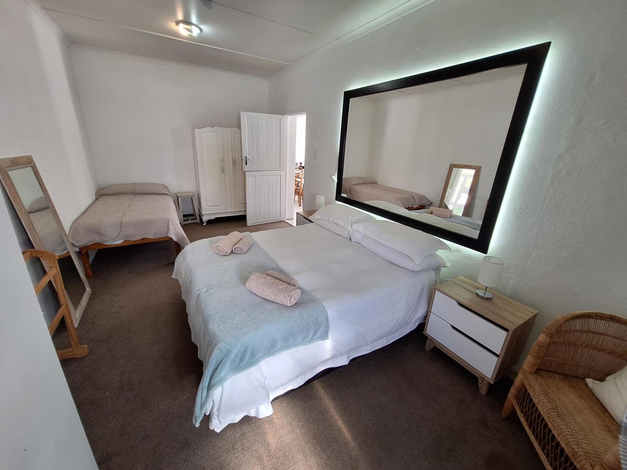Little Miracle Apartment Worcester Bagian luar foto