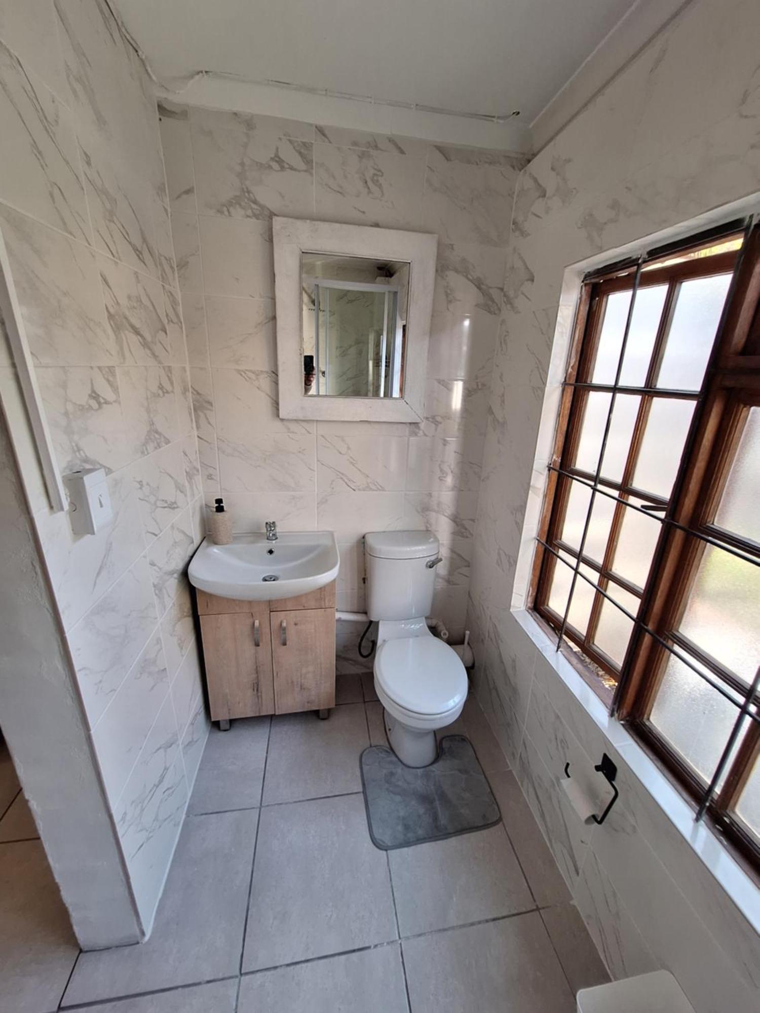 Little Miracle Apartment Worcester Bagian luar foto
